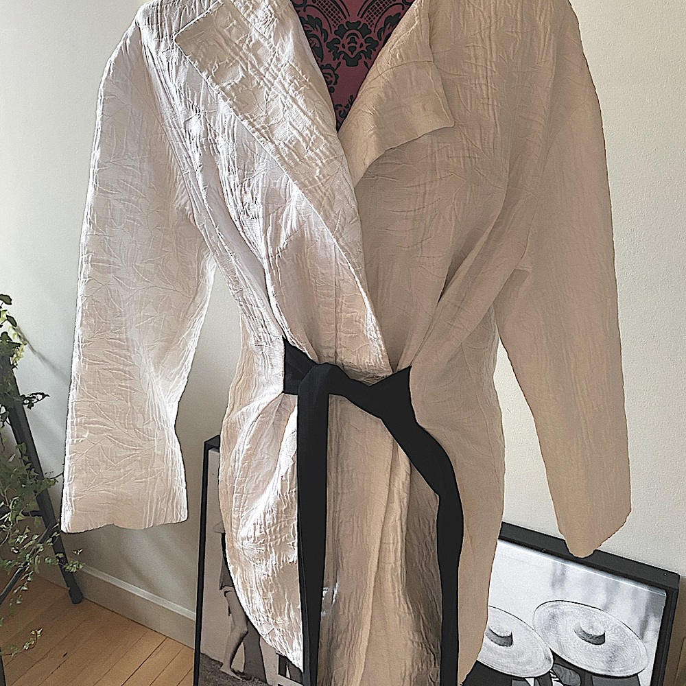 Zara Classic White Blazer